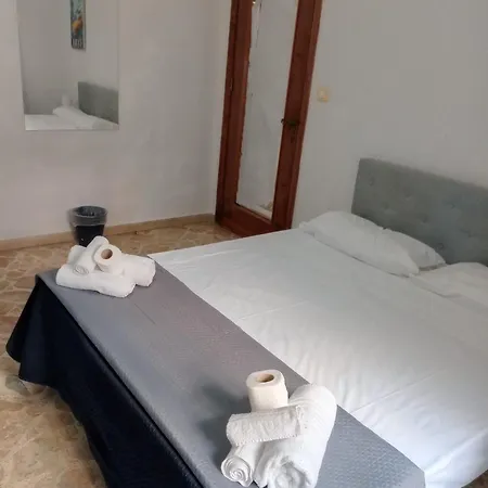 Framami Red Ballerino Guest house *
